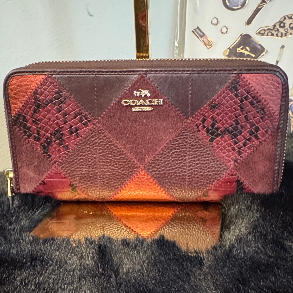 Coach Madison Patchwork Suede Leather Mix, Exotic.Accordion Zip Wallet